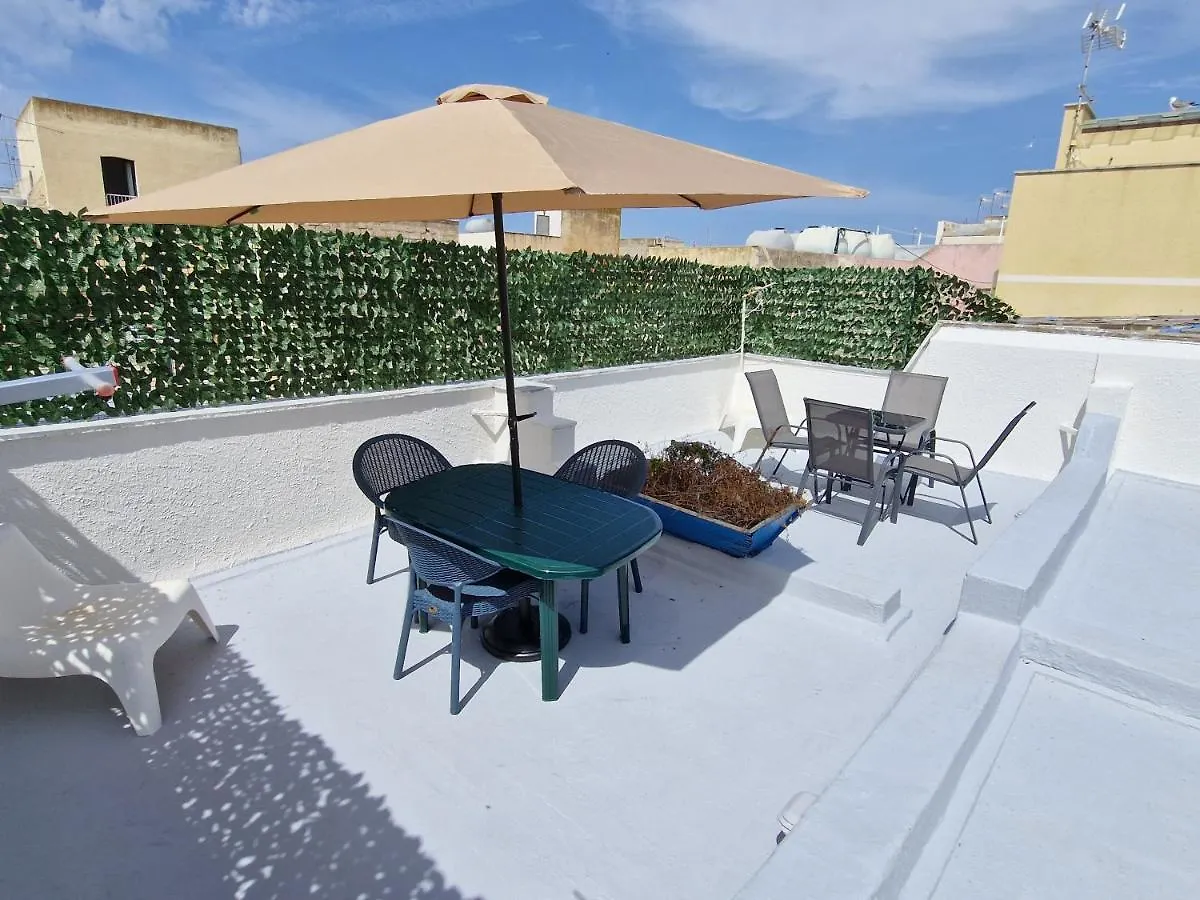 Casette Di Alex Con Terrazza Trapani Apartament
