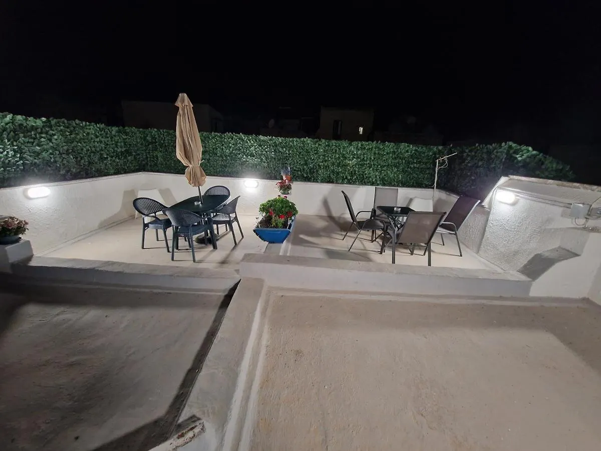 Casette Di Alex Con Terrazza Trapani 0*,